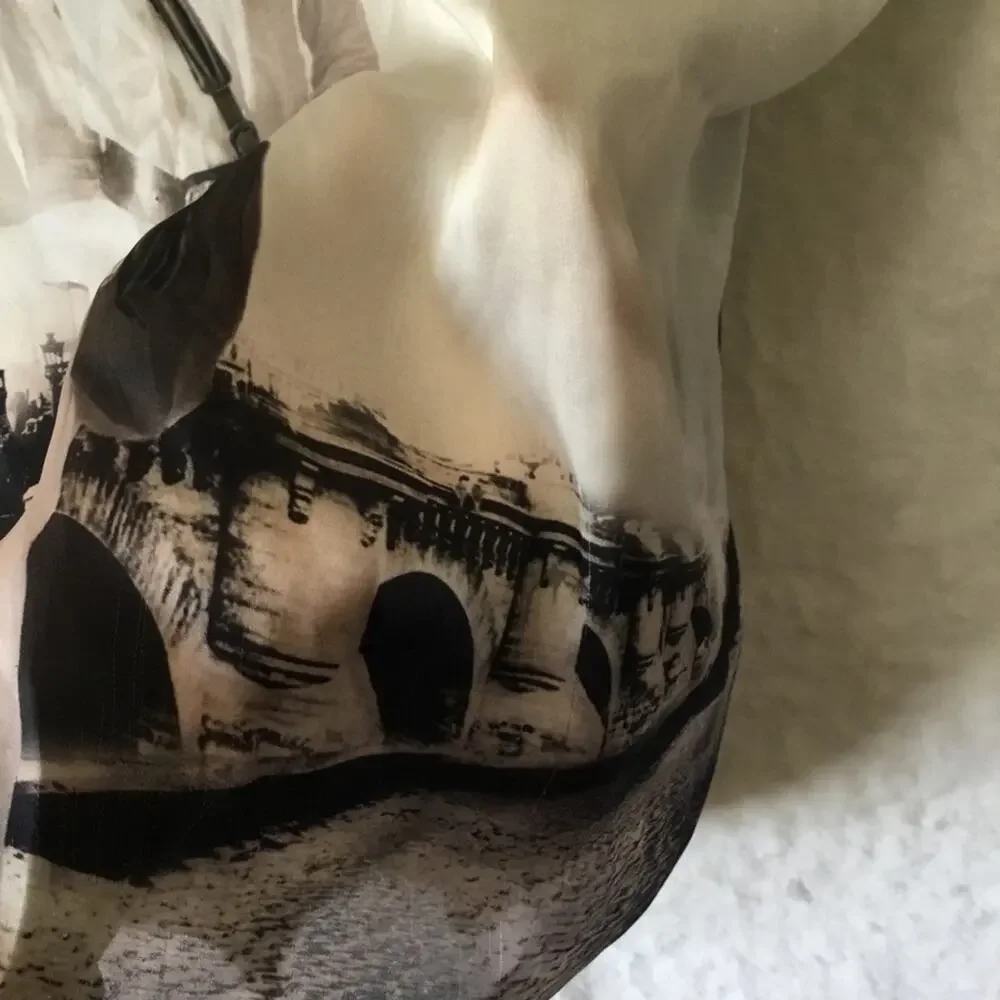 Yuni Los Angeles Black & Light Gray Eiffel Tower Graphic Top - Picture 6 of 15